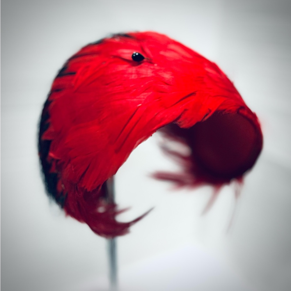 Vintage Fascinator Hat w: Dramatic Red Feathers - 1940s Rockabilly Retro Glamour